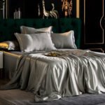 Pure Color Silk Four-piece Silk Bed Sheet Bed Sheet Duvet Cover Ice Silk Nude Sleeping Silky - Image 6